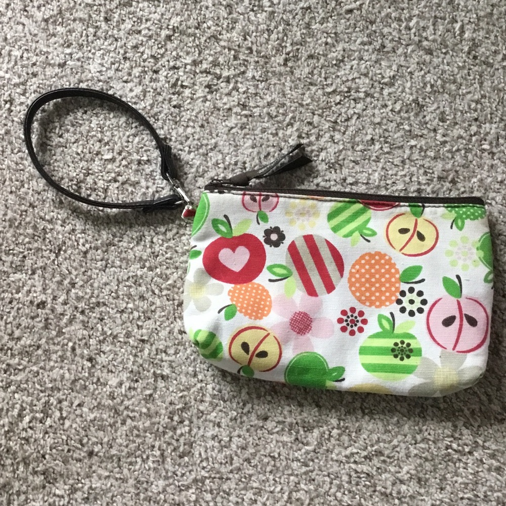 Thirty one wristlet 31 pouch
